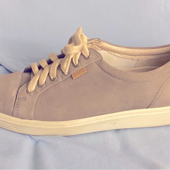 Gently worn ECCO Soft 7 nubuck “warm gray” sneakers 8-8.5 / 39 - Picture 3 of 11